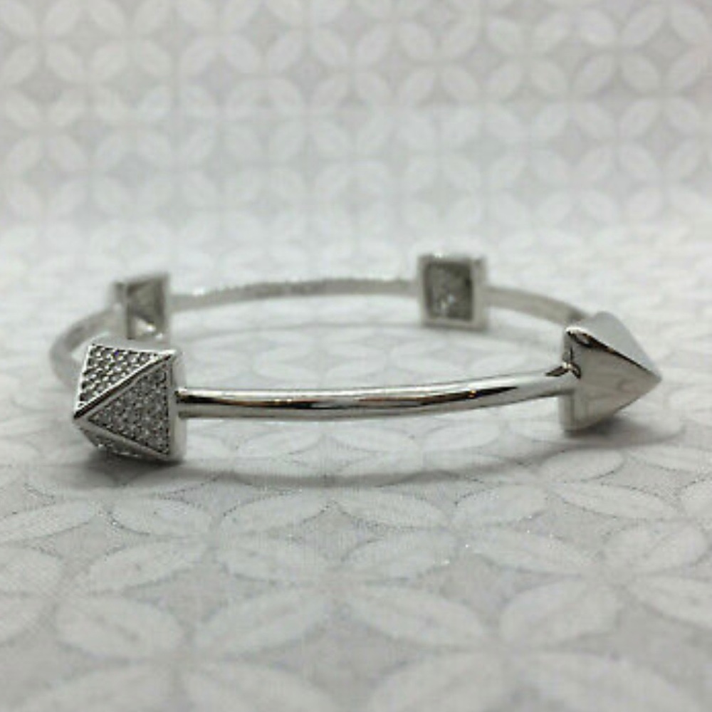 Noir Jewelry x DC Comics Pyramid Bangle